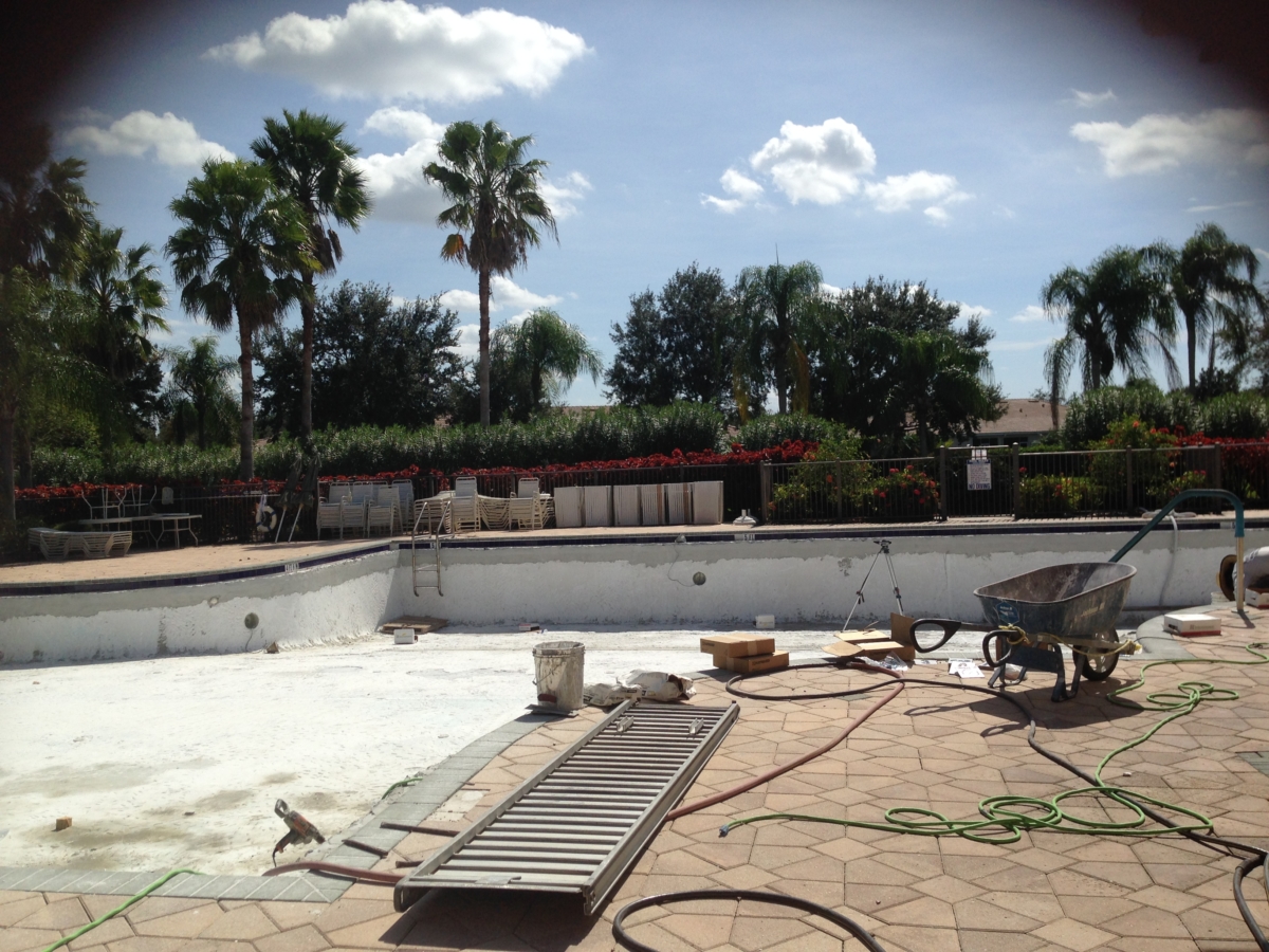 Lakeridge Falls Photo Gallery Pool